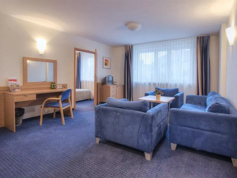 ***  Hotel Wilanow Warszawa By Desilva Poland